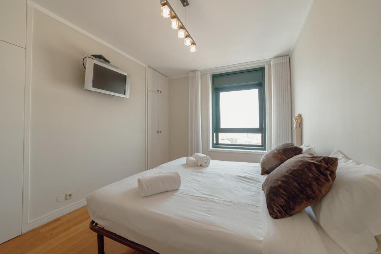 Downtown Grand Tower View By Vacationy Apartment Порто Екстериор снимка
