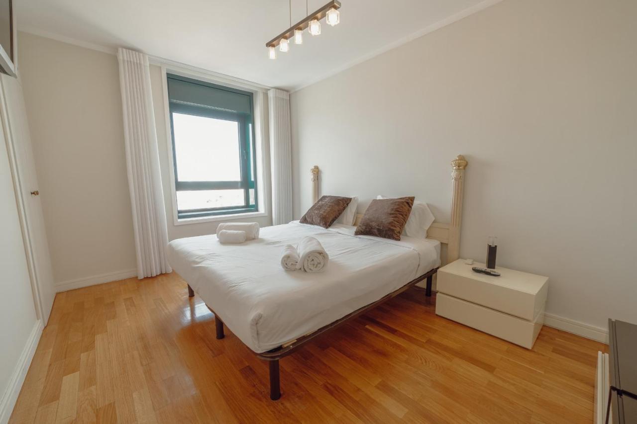 Downtown Grand Tower View By Vacationy Apartment Порто Екстериор снимка